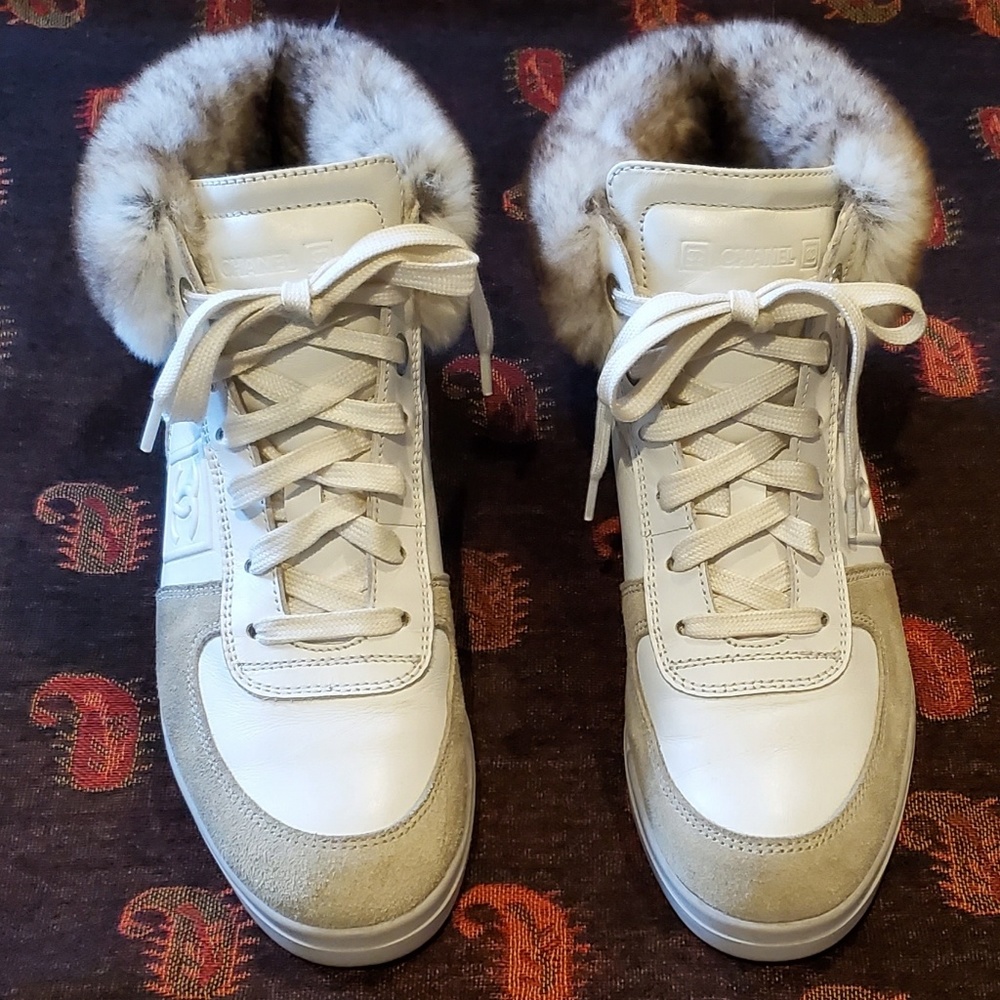 Leather CHANEL Trainers